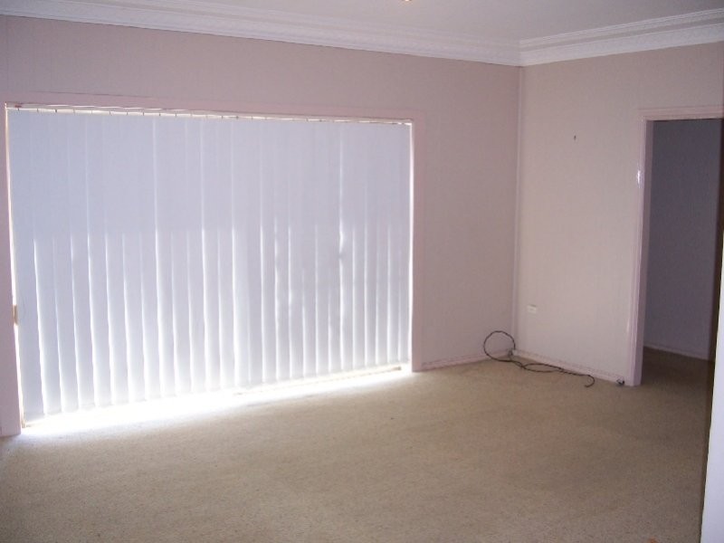 8 Kiara Place, Primbee NSW 2502