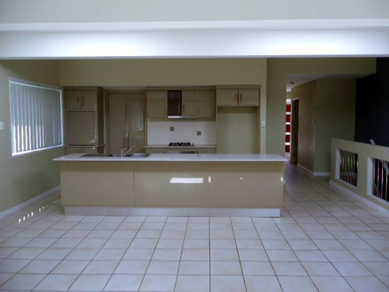 23A YARLE CRESCENT, Flinders NSW 2529