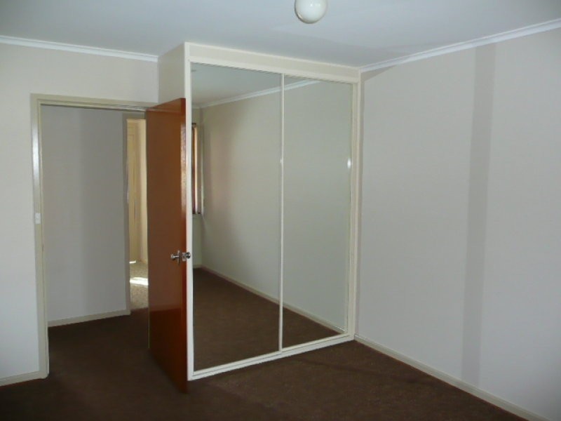 52 Lake Entrance Road, Warilla NSW 2528