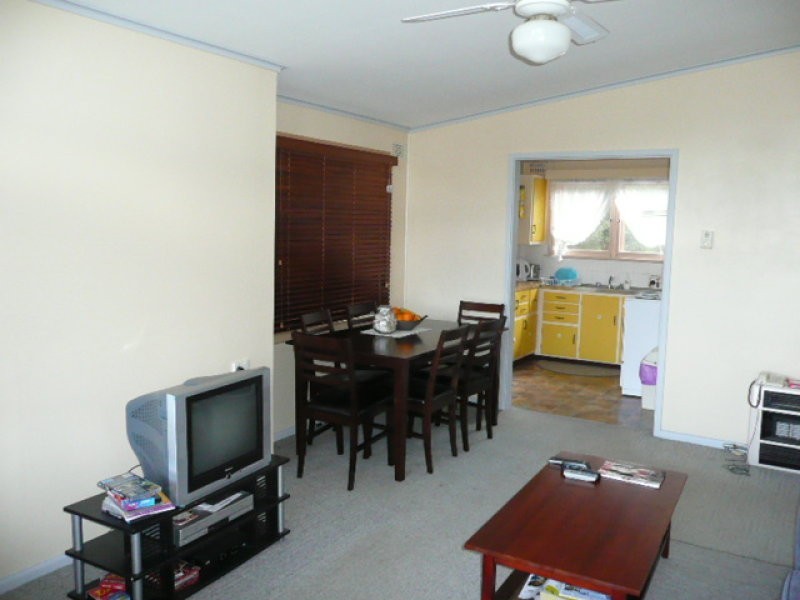 28 Barnes Street, Warilla NSW 2528