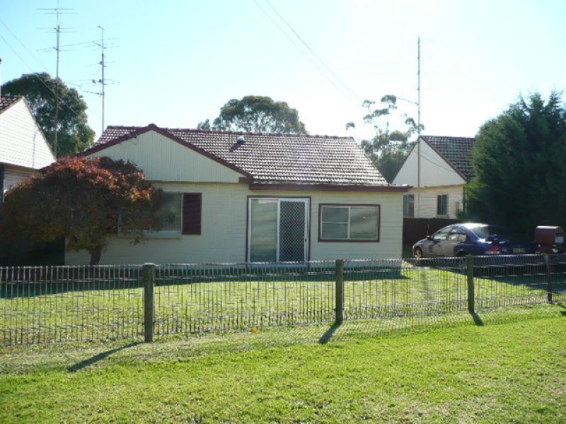 22 William Avenue, Warilla NSW 2528