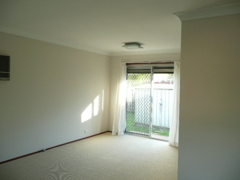 5 Armstrong Avenue, Mount Warrigal NSW 2528