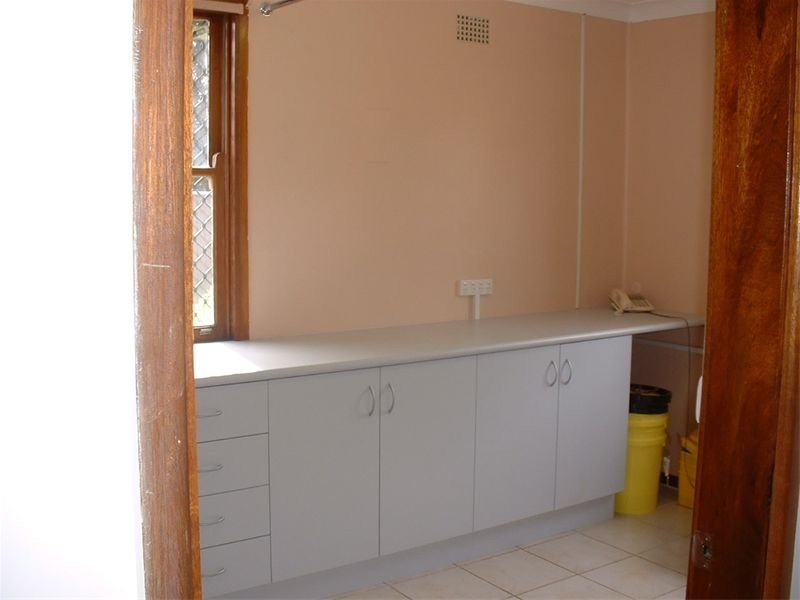 32 Lake Entrance Road, Warilla NSW 2528