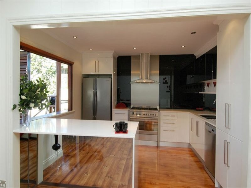 35 Burlington Street, East Brisbane QLD 4169