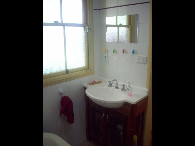 15 Water Street, Red Hill QLD 4059