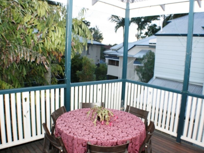 96 Pearson Street, Kangaroo Point QLD 4169