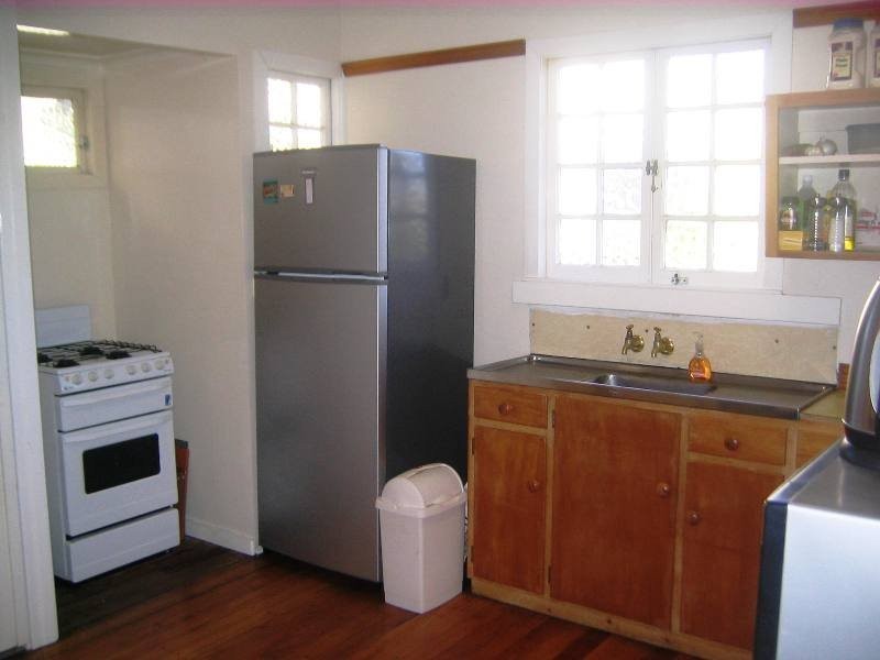 11 Dickson Street, Morningside QLD 4170