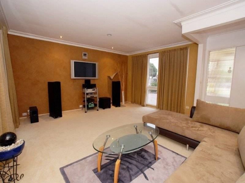 8 Meribah Court, Noble Park VIC 3174