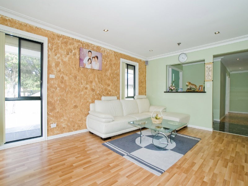 18 Springfield Road, Springvale South VIC 3172