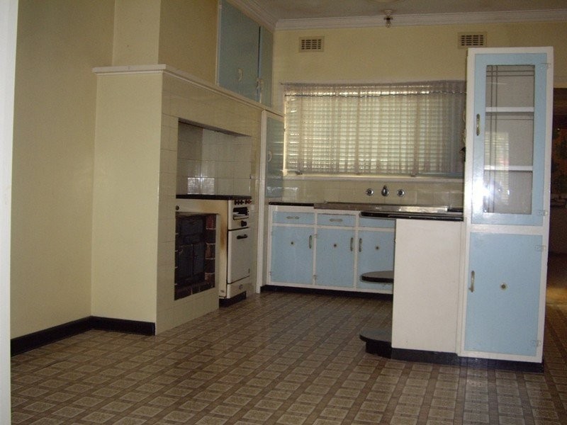 14 Hutton Street, Dandenong VIC 3175