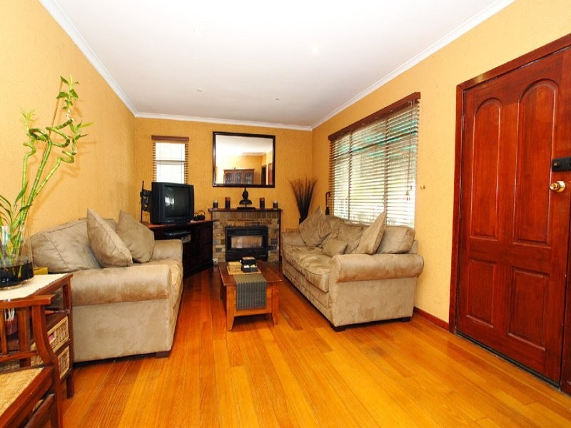 19 Chifley Crescent, Dandenong North VIC 3175