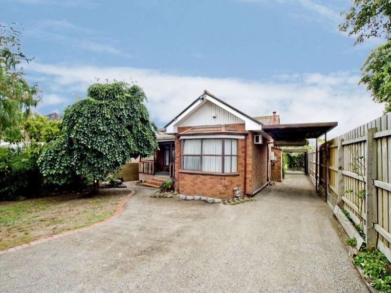 8 Carter Street, Noble Park VIC 3174
