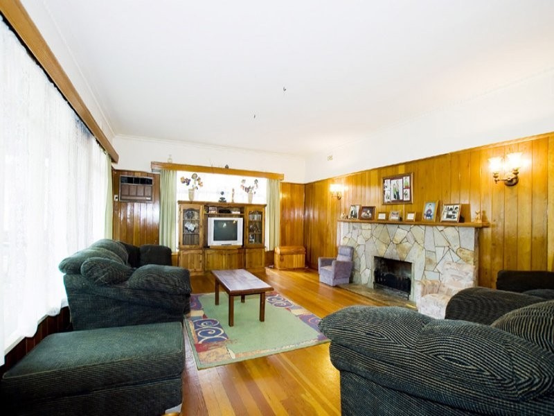 8 Carter Street, Noble Park VIC 3174