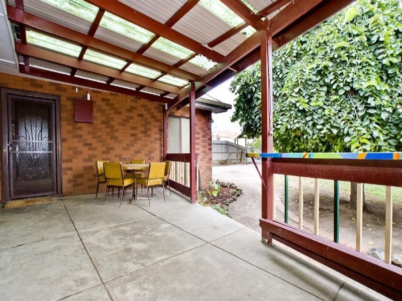 8 Carter Street, Noble Park VIC 3174