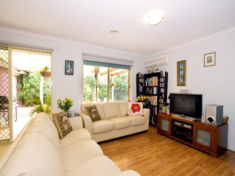 18 Domain Drive, Berwick VIC 3806