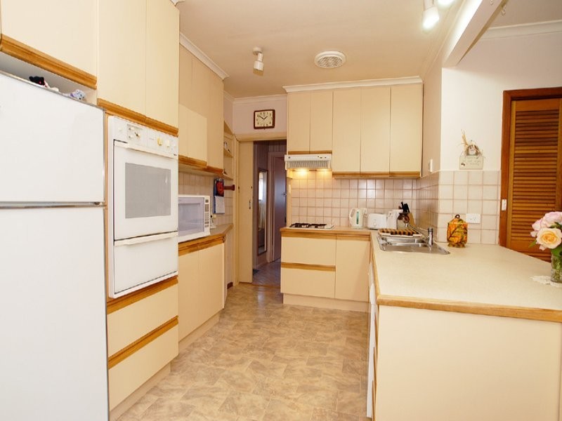 1 Rutherglen Street, Noble Park VIC 3174