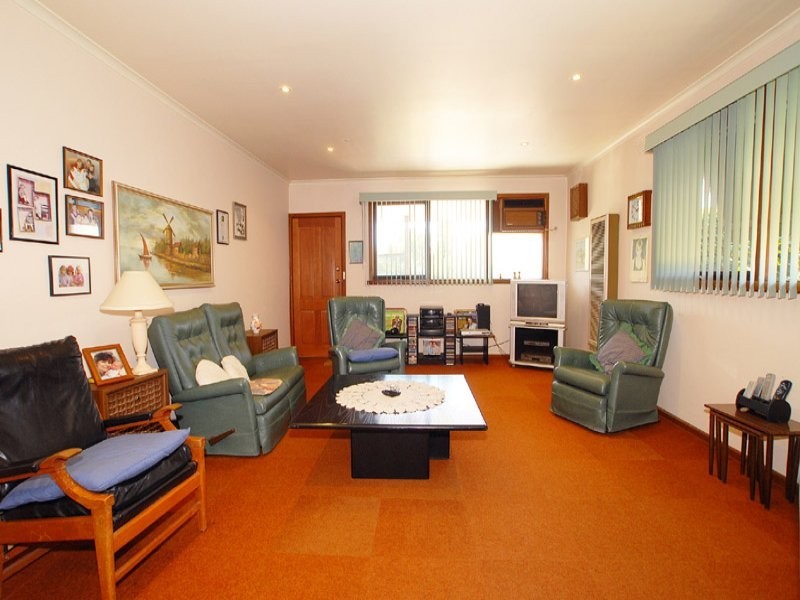 1 Rutherglen Street, Noble Park VIC 3174