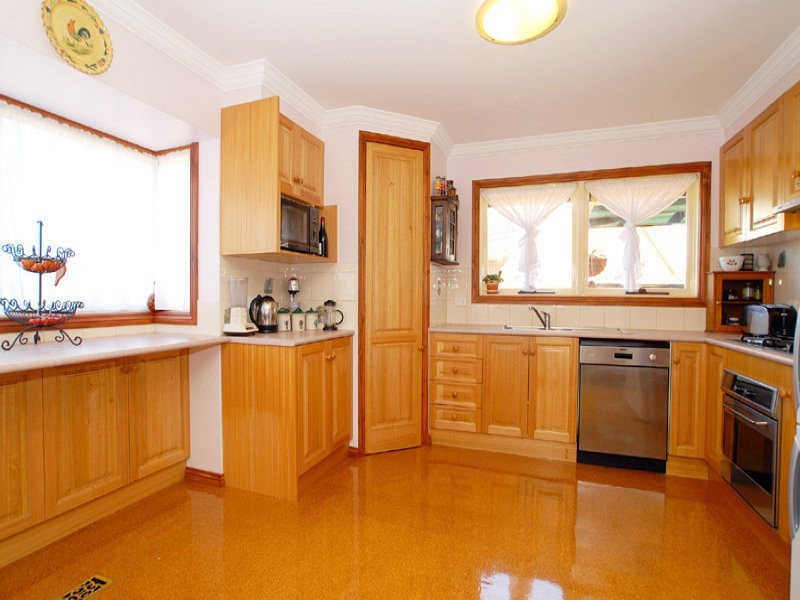 7 Warren Court, Dandenong North VIC 3175