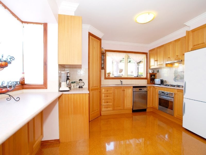 7 Warren Court, Dandenong North VIC 3175