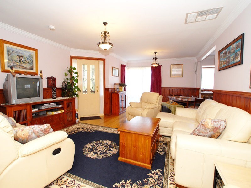 7 Warren Court, Dandenong North VIC 3175