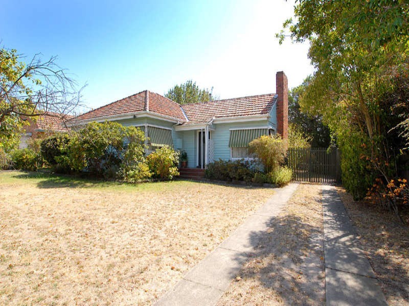 15 Stephenson Street, Springvale VIC 3171