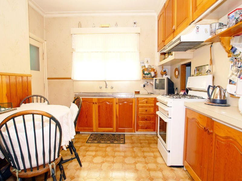 15 Stephenson Street, Springvale VIC 3171