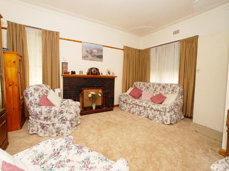 15 Stephenson Street, Springvale VIC 3171