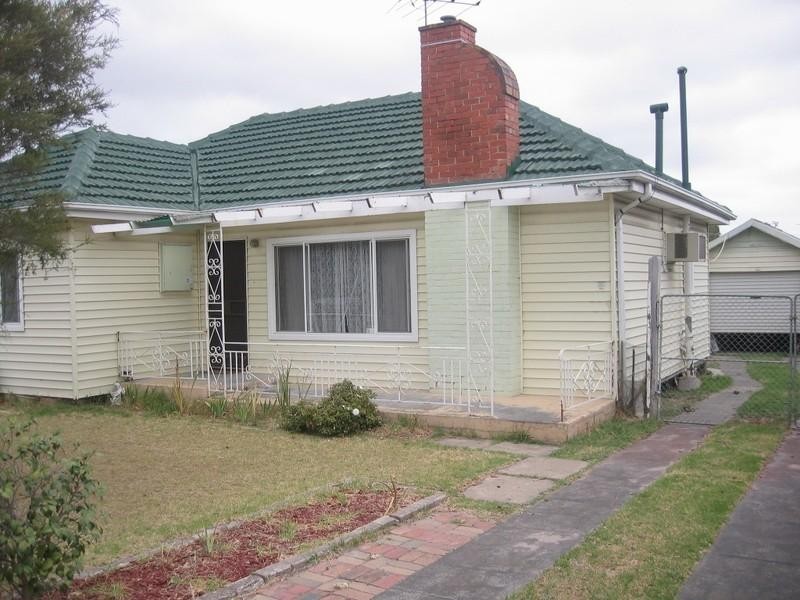 8 Baldwin Avenue, Noble Park VIC 3174