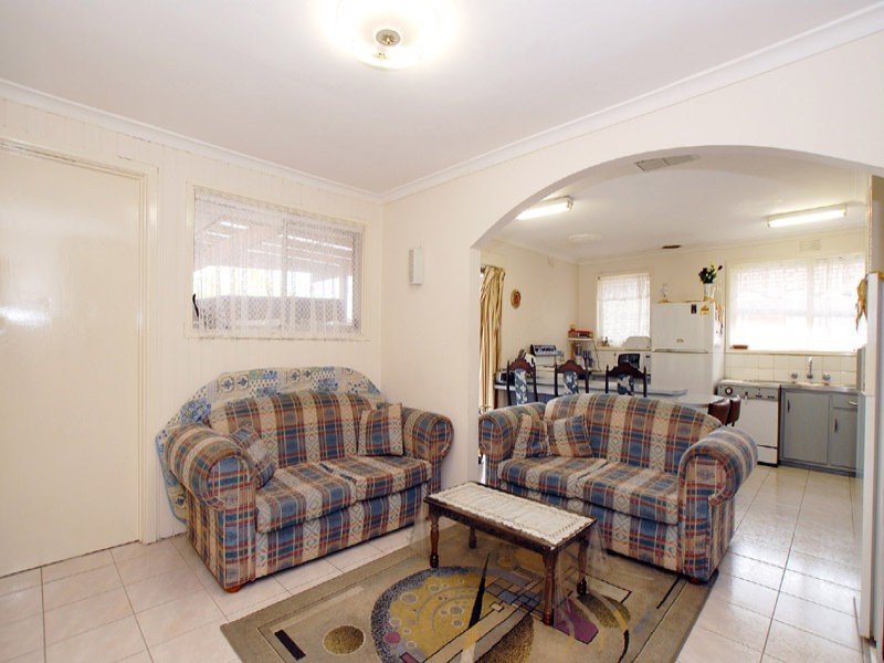 12 McKirdy Street, Springvale VIC 3171