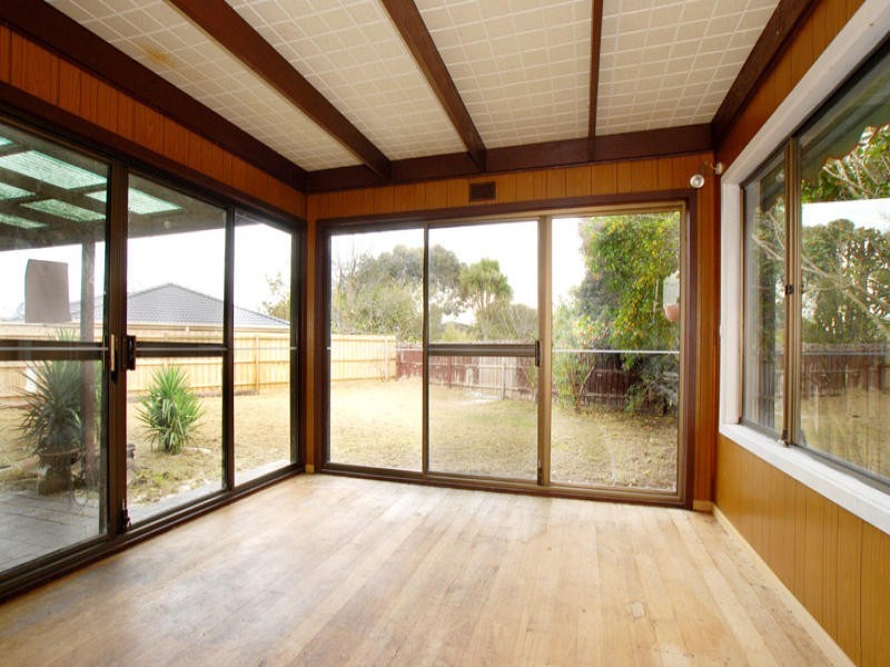 10 Grandview Avenue, Mulgrave VIC 3170