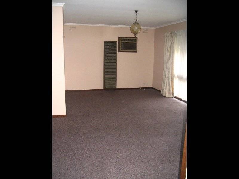 1 Garden Court,, Keysborough VIC 3173