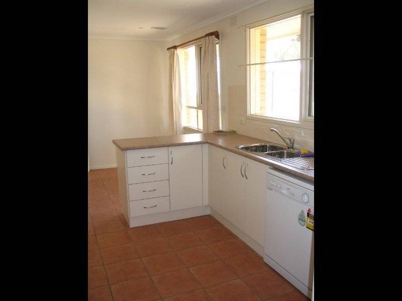 1 Susi Court, Noble Park VIC 3174