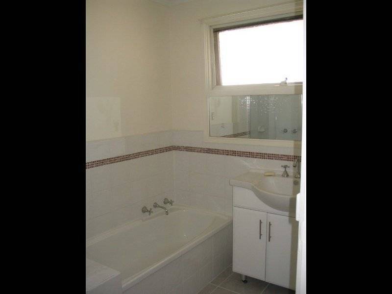 1 Susi Court, Noble Park VIC 3174