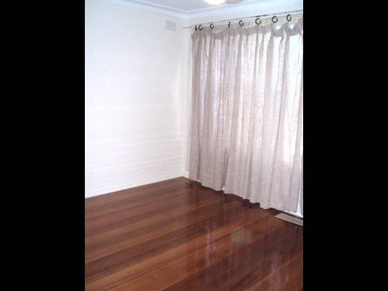 5 Silvan Avenue, Springvale VIC 3171