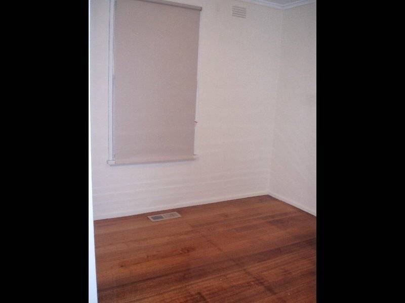 5 Silvan Avenue, Springvale VIC 3171