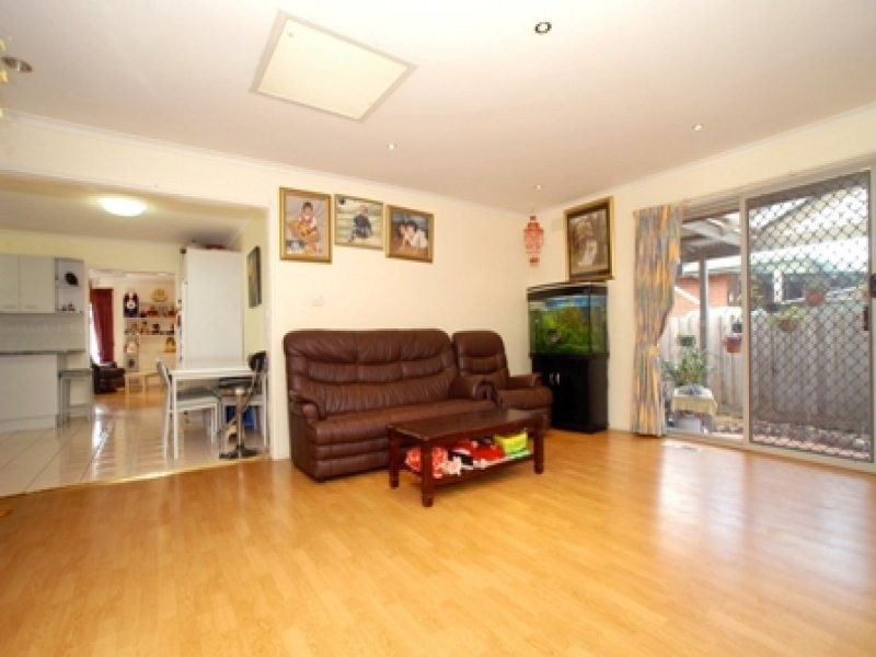 18 Cornwall Avenue, Keysborough VIC 3173