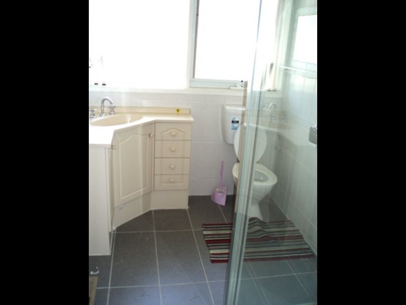 10 Nicholas Street, Keysborough VIC 3173