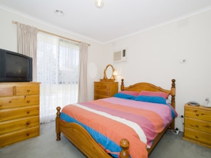 1 Aspen Court, Springvale South VIC 3172