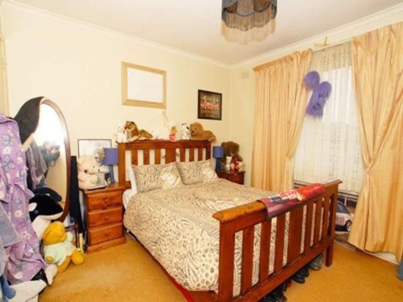 6 Whitmorr Court, Noble Park VIC 3174