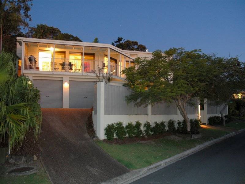 2 Warana Street, Noosa Heads QLD 4567