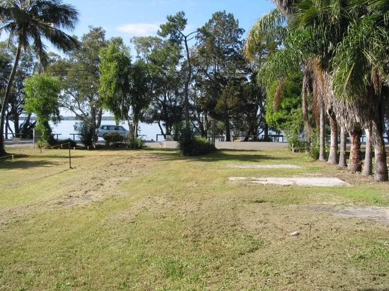 16 Boreen Parade, Boreen Point QLD 4565