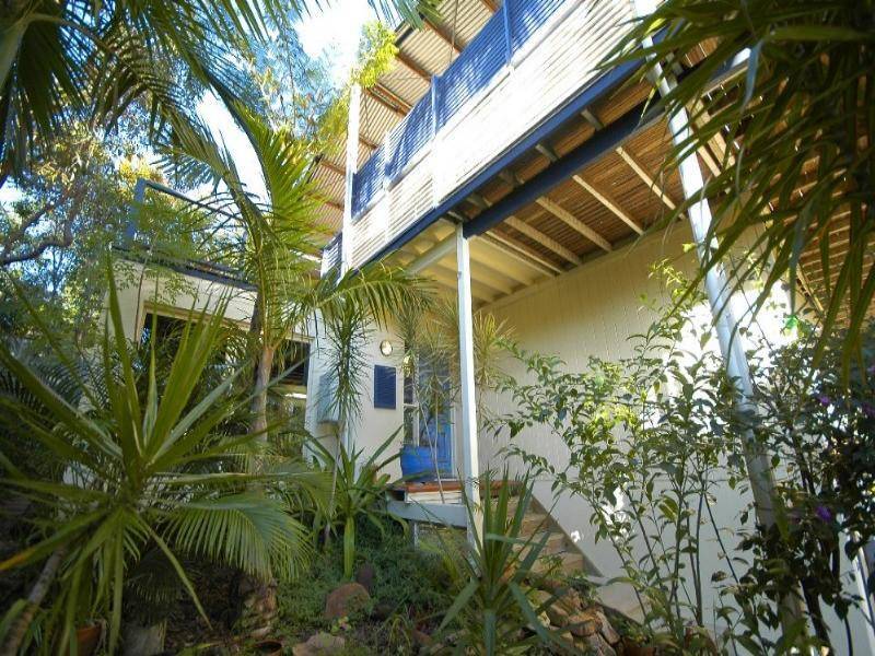 11 Swan Avenue, Sunshine Beach QLD 4567