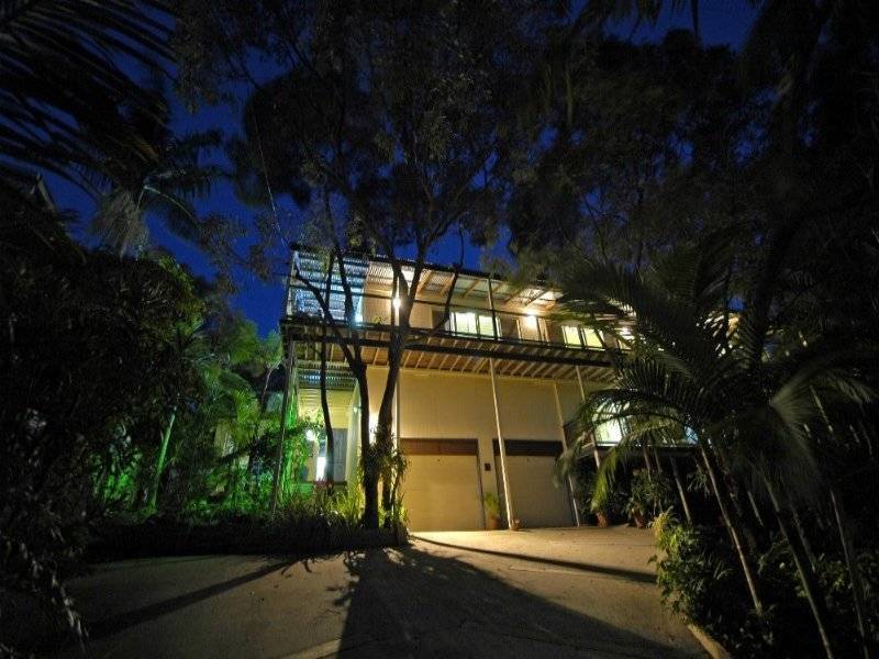 11 Swan Avenue, Sunshine Beach QLD 4567