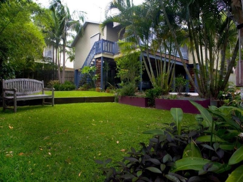 3 Southern Cross Parade, Sunrise Beach QLD 4567