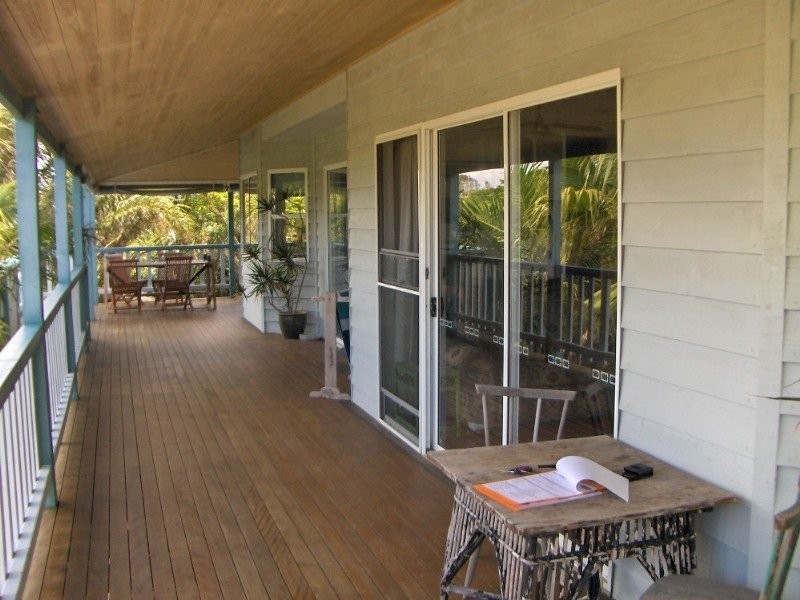 23 Orealla Crescent, Sunrise Beach QLD 4567