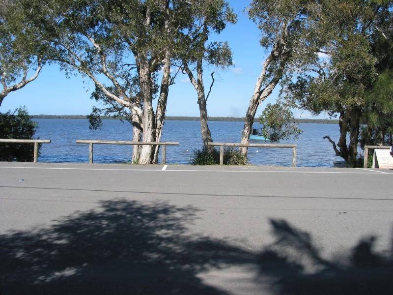 16 Boreen Parade, Boreen Point QLD 4565
