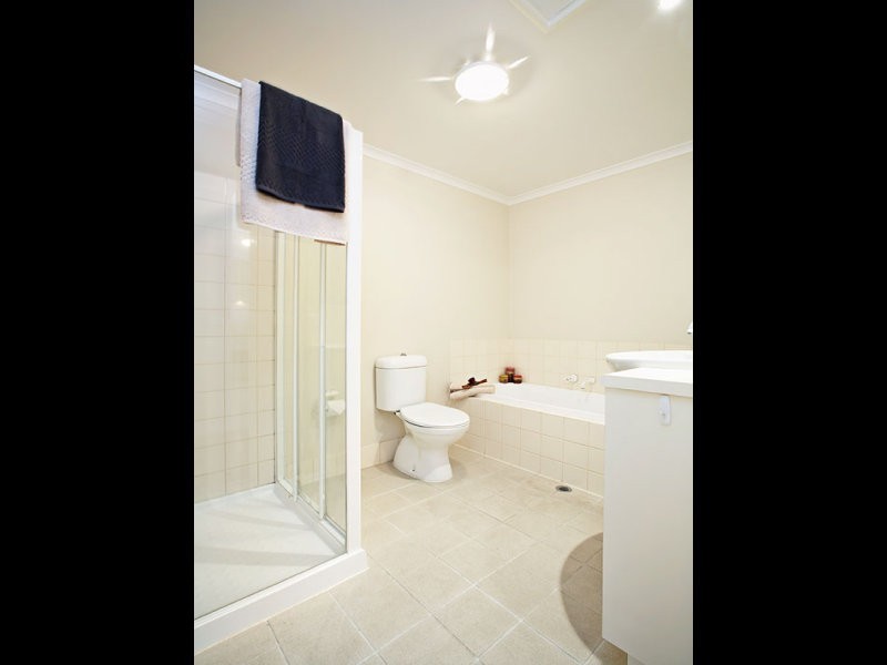 78/337 Station Street, Thornbury VIC 3071