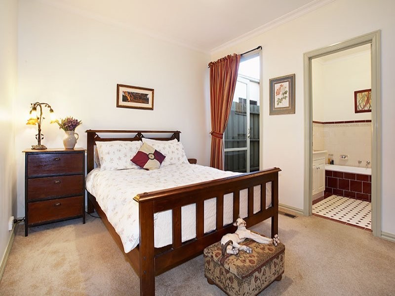88c Collins Street, Thornbury VIC 3071