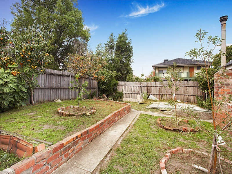268 Rossmoyne Street, Thornbury VIC 3071