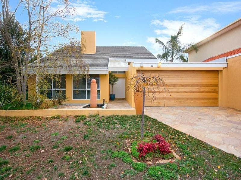 22 Normanby Drive, Greenvale VIC 3059